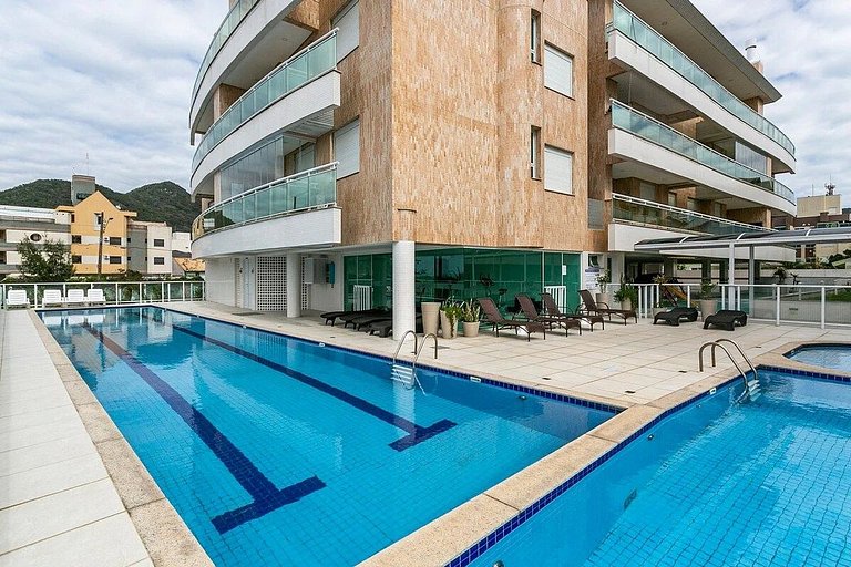 Cobertura vista mar com jacuzzi