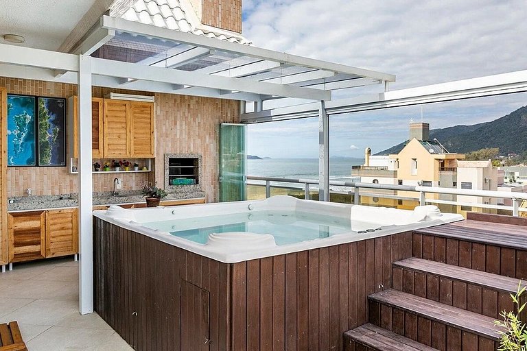 Cobertura vista mar com jacuzzi