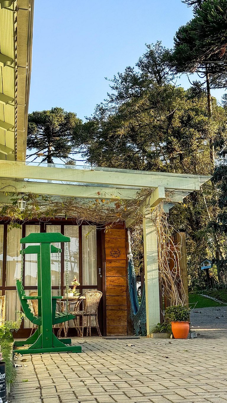 Quarto Frente 1 banheiro compartilhado