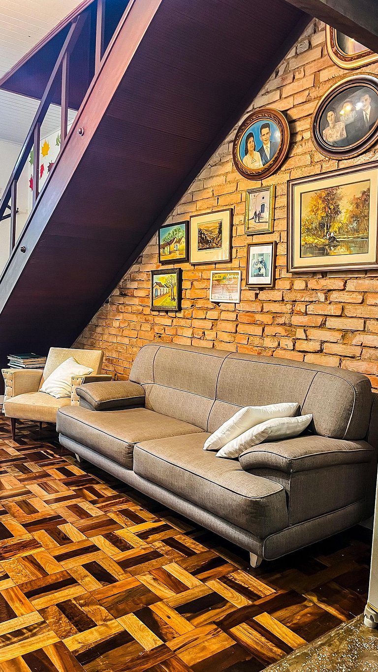 Quarto Frente 2 banheiro compartilhado