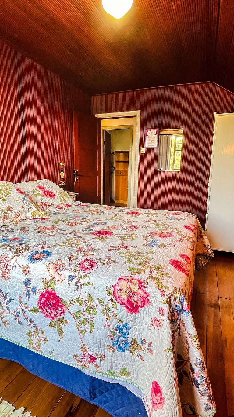 Quarto Frente 1 banheiro compartilhado