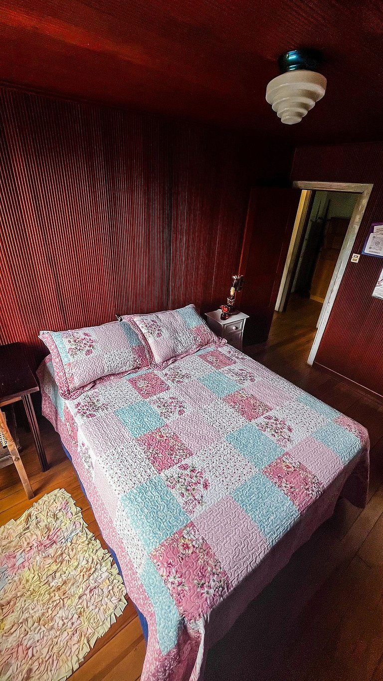 Quarto Frente 1 banheiro compartilhado